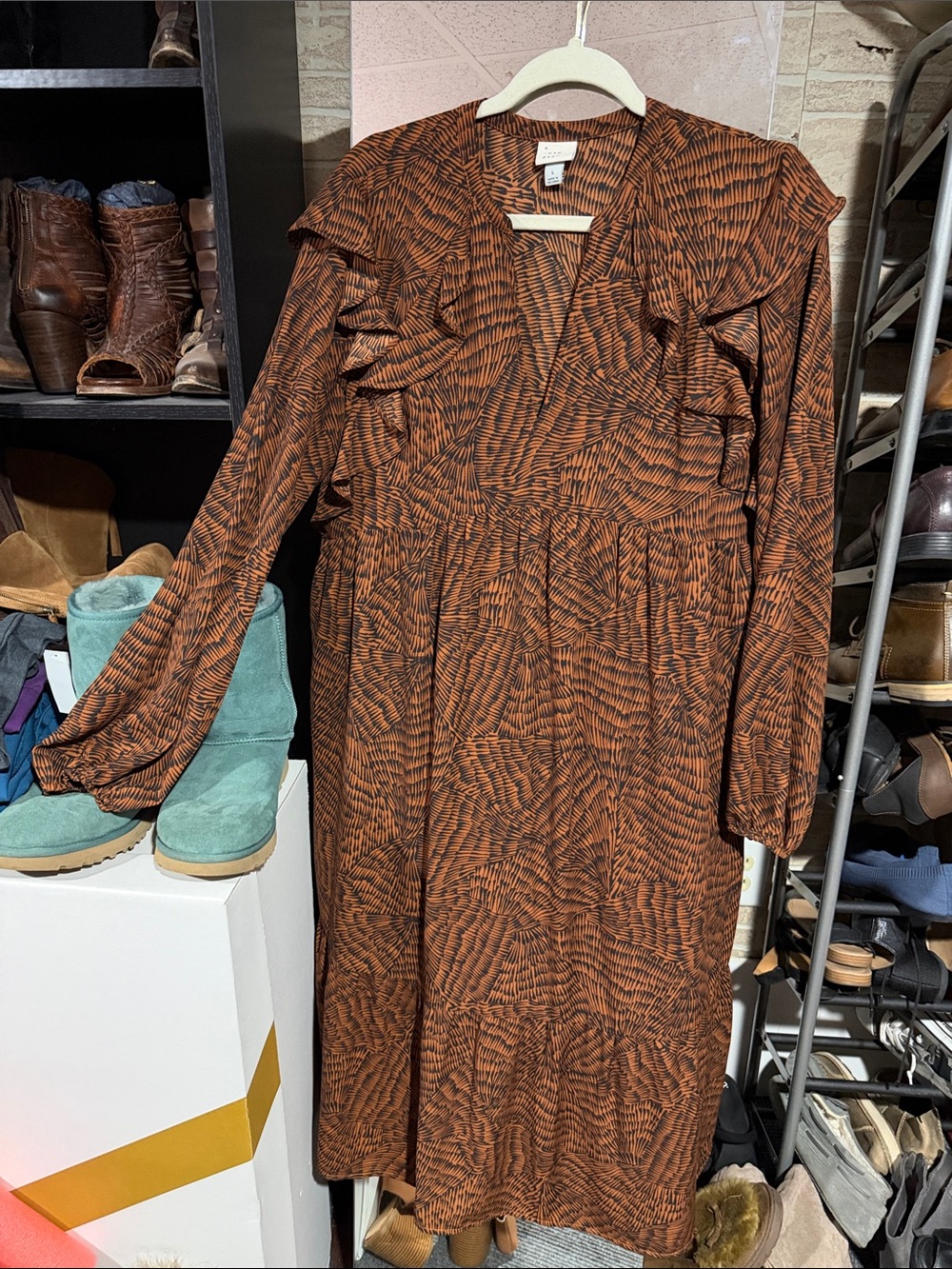 a new day Rust Patterned Long Sleeve V-Neck Midi Dress